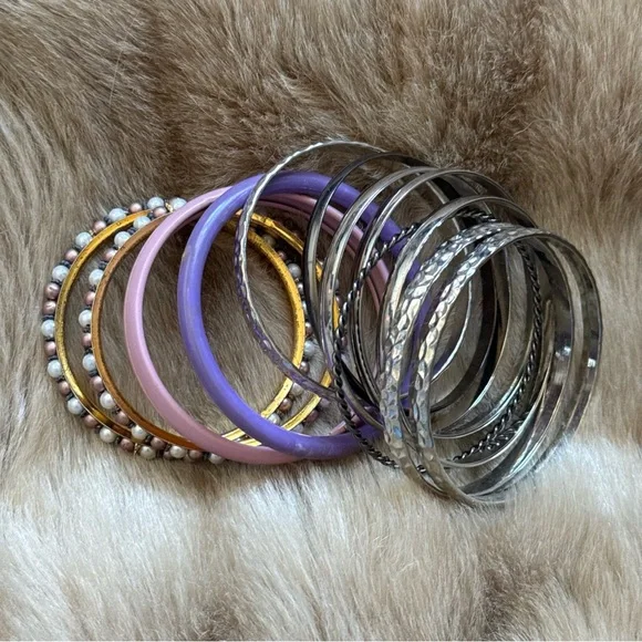 Mixed Bangle Bracelet Set - Picture 2 of 4